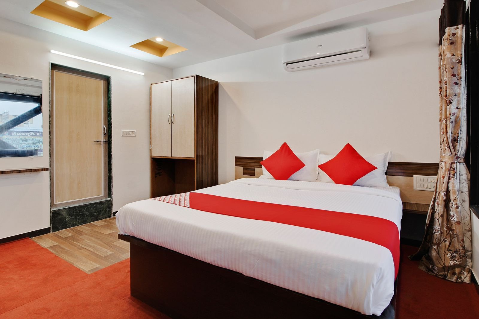 Family Room Tirumala